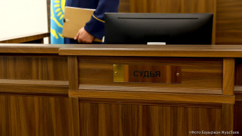 Фотография к новости: "Алма сірке суы" деп көрсетілген: 24 тонна спиртті заңсыз шетелге шығармақ болған азамат сотталды
