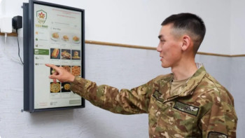 Фотография к новости: Әскердегі сарбаздар енді азық-түлікке онлайн тапсырыс бере алады