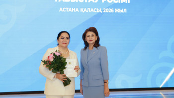 Фотография к новости: Конституцияны салтанатты табыстау рәсімі өтті