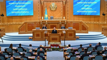 Фотография к новости: Президент алдағы екі жылда елімізде 200-ден астам өндіріс орны іске қосылатынын айтты