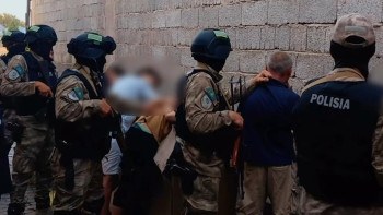 Фотография к новости: Дәріханалар арқылы сатқан: Жамбылда есірткі бизнесін ұйымдастырған 60 жастағы ер адам сотталды