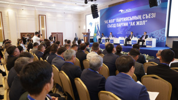 Фотография к новости: "Ақ жол" Құрылтай сайлауына 63 кандидат ұсынды