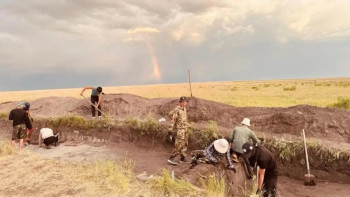 Фотография к новости: Қостанай облысында неолит дәуіріне жататын бірегей жерлеу орындары табылды