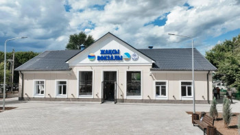 Фотография к новости: Ақмола облысында жаңғыртылған теміржол вокзалы пайдалануға берілді