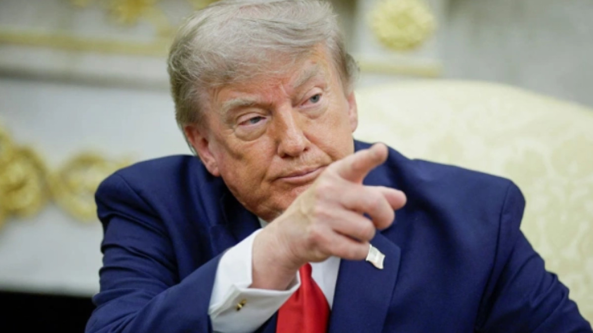  Evan Vucci / Reuters