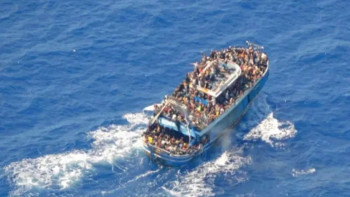 Фотография к новости: Оңтүстік Америкадағы Гайана жағалауында 116 адам мінген кеме аударылып қалды