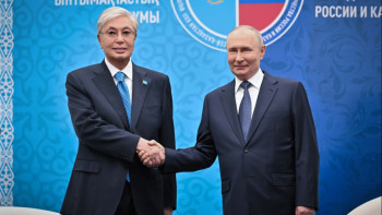 Фотография к новости: Тоқаев Путинмен кездесті