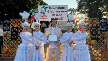Фотография к новости: Беларусь төрінде Сүйінбай филармониясына зор қошемет көрсетілді