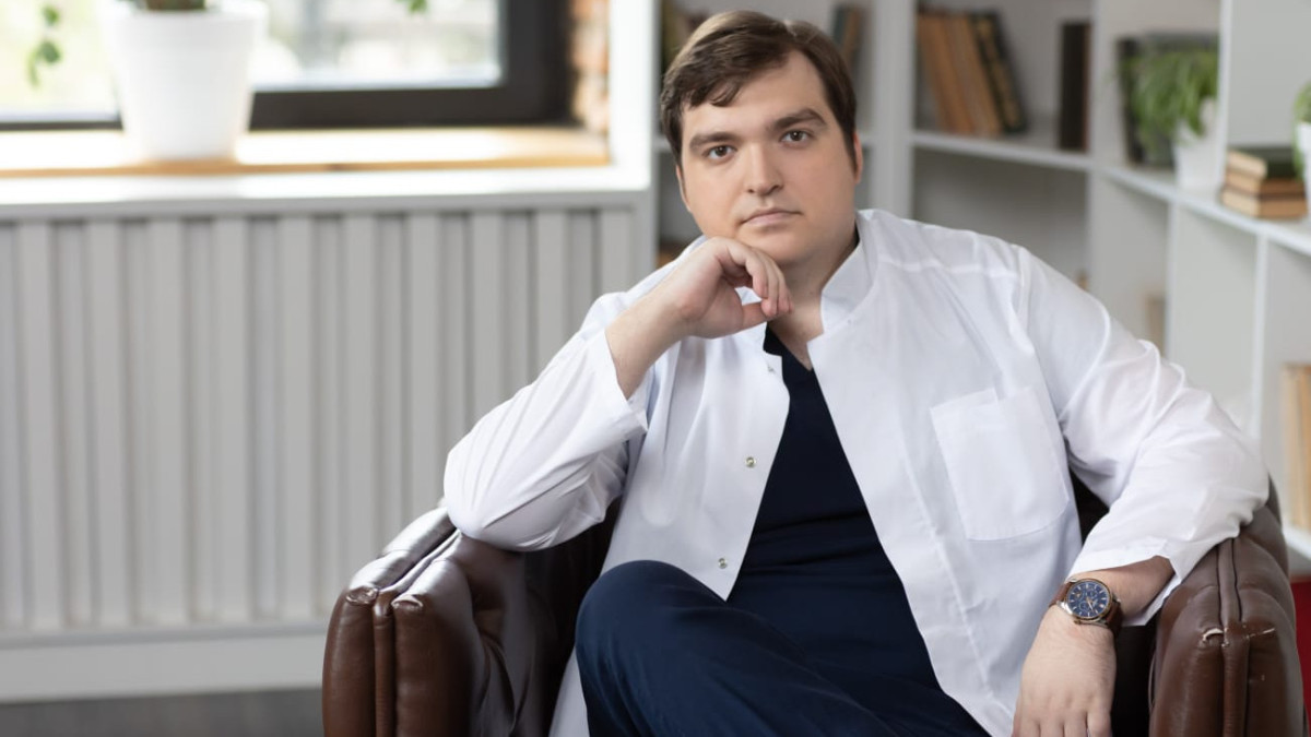  Кейіпкердің жеке мұрағатынан