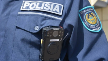 Фотография к новости: Астанада көпір астында пиротехника іске қосқан ер адам 5 тәулікке қамалды