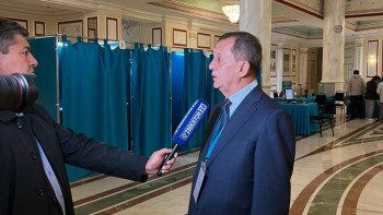 Фотография к новости: «Адамдардың кезекте тұрғанын көрдік»: халықаралық байқаушы Құрылтай сайлауын бағалады