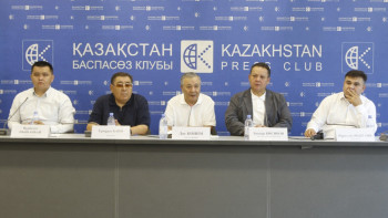Фотография к новости: Құрылтай сайлауы заң талаптарына сай өтті – «Халық үні» байқаушылары