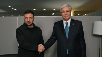 Фотография к новости: Қасым-Жомарт Тоқаев Украина президентін Тәуелсіздік күнімен құттықтады