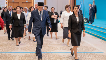 Фотография к новости: Қазақстанда мұғалімдердің жалақысына білім саласы қаржысының 65,9%-ы жұмсалады
