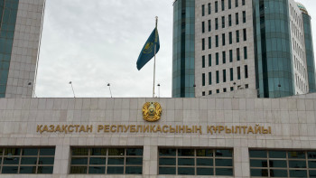 Фотография к новости: Құрылтайдың ең алғашқы отырысы ашылды