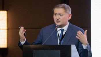 Фотография к новости: Саясат Нұрбек: 2027 жылы ҰБТ дәстүрлі форматта өтеді 