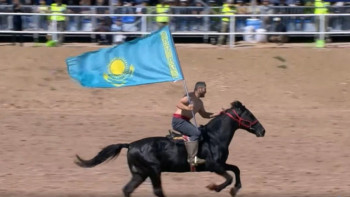 Фотография к новости: Сырым Ізбасаров көшпенділер ойындарында аударыспақтан чемпион атанды