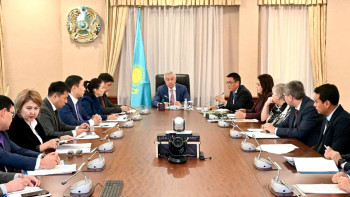 Фотография к новости: Қазақстан сәндік көшет өндірісін дамытып, импортқа тәуелділікті азайтпақ