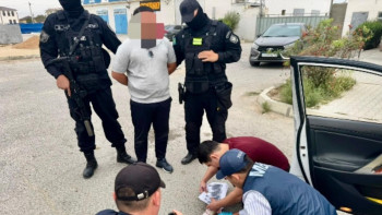 Фотография к новости: Ақтауда бірнеше ай бойы ақша талап еткен ер адам ұсталды: Көлігінен ақша табылды