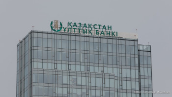 Фотография к новости: «Қазір ал да, кейін төле»: Ұлттық банк бөліп төлеудің қаупін ескертті