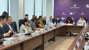 Фотография к новости: Қазақстанда жастар отбасын құруды неге кейінге қалдырып жүр?