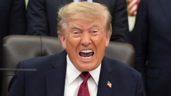 Фотография к новости: Трамп Зеленскийден Ресейдің дизель инфрақұрылымына соққыны доғаруды сұрады