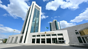Фотография к новости: Құрылтай азаматтардың өтініштерін қабылдайтын жаңа алаң ашты
