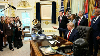 Фотография к новости: АҚШ-тың ірі телеарналары Трампқа байкот жариялады