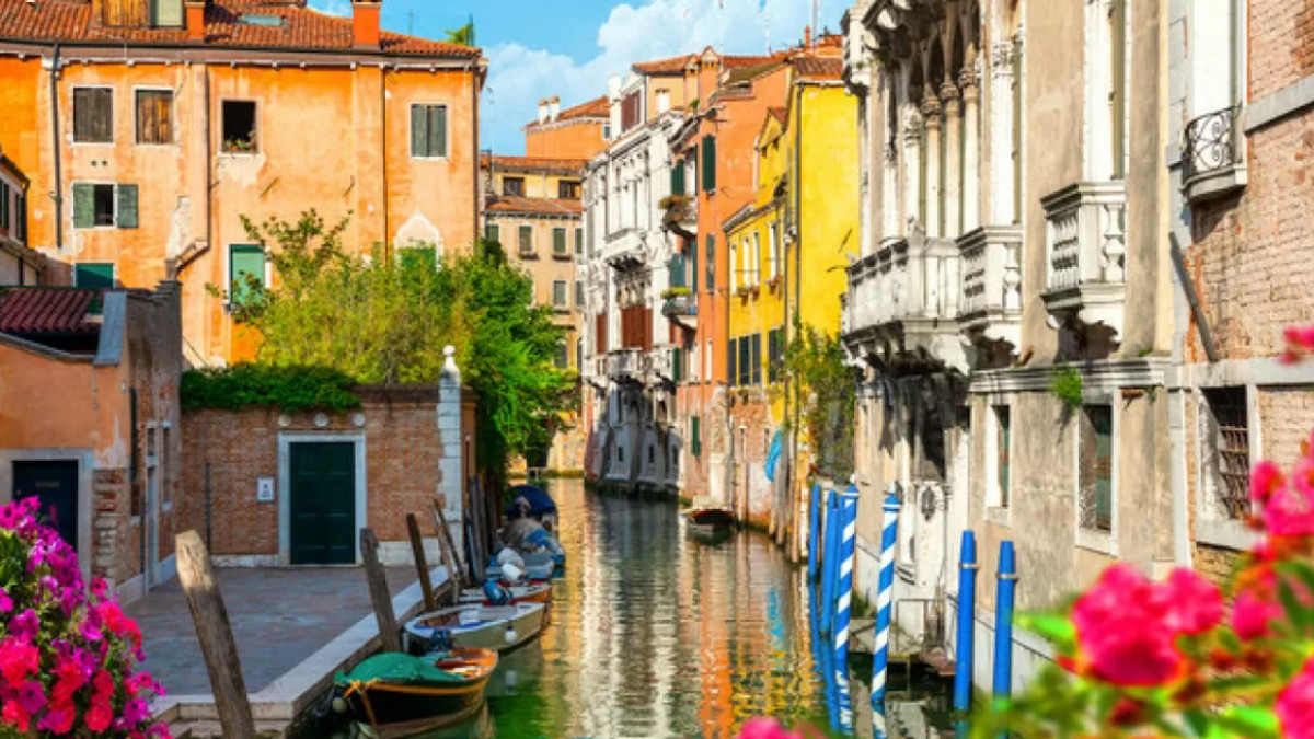  Shutterstock/FOTODOM