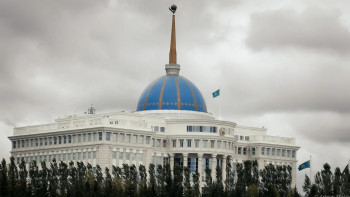 Фотография к новости: Тоқаев әскери борышын өтеу кезінде ерлік көрсеткен сарбаздарды марапаттады