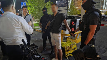 Фотография к новости: Онлайн-ойында танысқан: Шымкентте жасөспірімге қатысты заңсыз әрекеттер жасады деген күдікті ұсталды