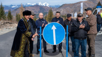 Фотография к новости: Рахман қайнарына қатынау жеңілдейді: ШҚО-да жолдың жаңа учаскесі ашылды