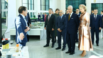 Фотография к новости: Бельгия королі мен патшайымын Қазақстанның қандай ғылыми жаңалықтары қызықтырды?