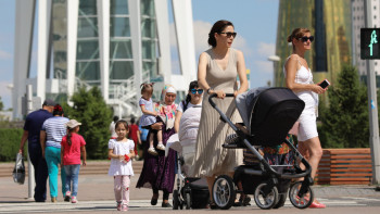 Фотография к новости: Отбасының әл-ауқаты: Цифрлық отбасы картасындағы C, D және E санаттары нені білдіреді?