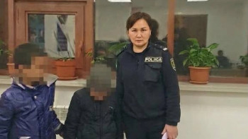 Фотография к новости: Астанада биік шөптің арасында адасып кеткен екі бала табылды