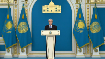 Фотография к новости: Өзгенің өмірін сақтау үшін, өз өмірін қатерге тігеді – Президент құтқарушыларды кәсіби мерекемен құттықтады