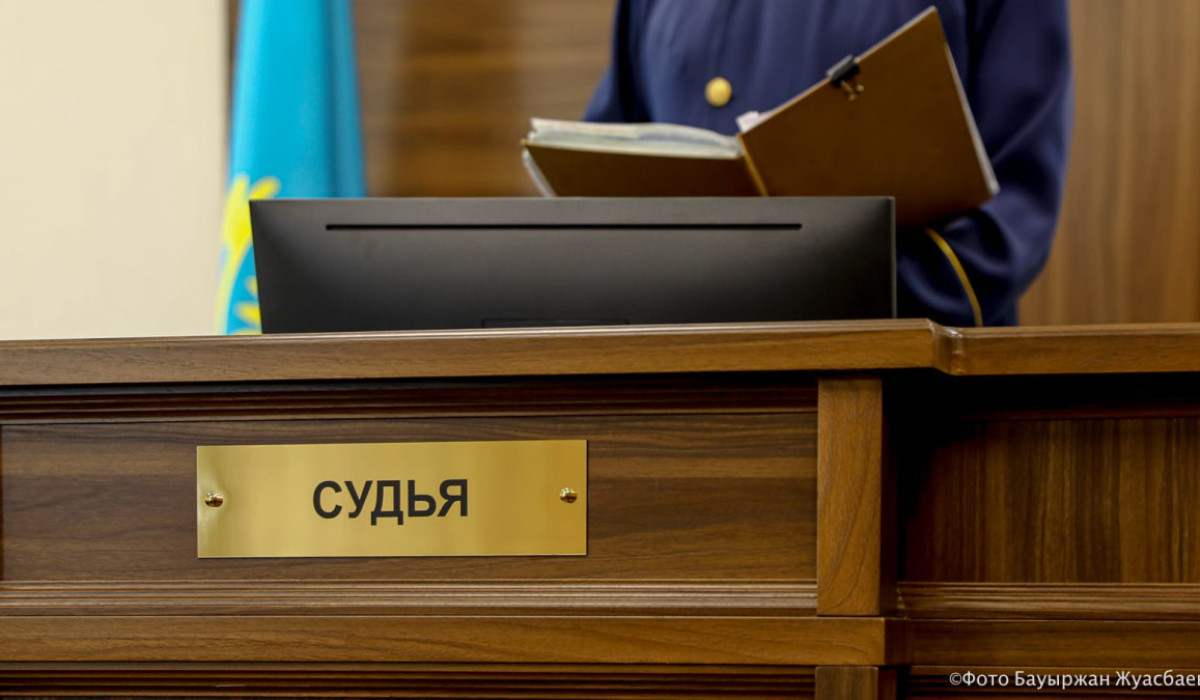 Omir Екі кішкентай қызға зорлық көрсетіп, АИТВ жұқтырған: Павлодарда ер адам ...