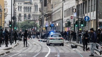 Фотография к новости: Италия Миландағы тәртіпсіздіктерден кейін қалаға 500 әскери қызметкер жібермек