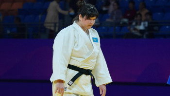 Фотография к новости: Зарина Райфова – Азия Пара ойындарының чемпионы