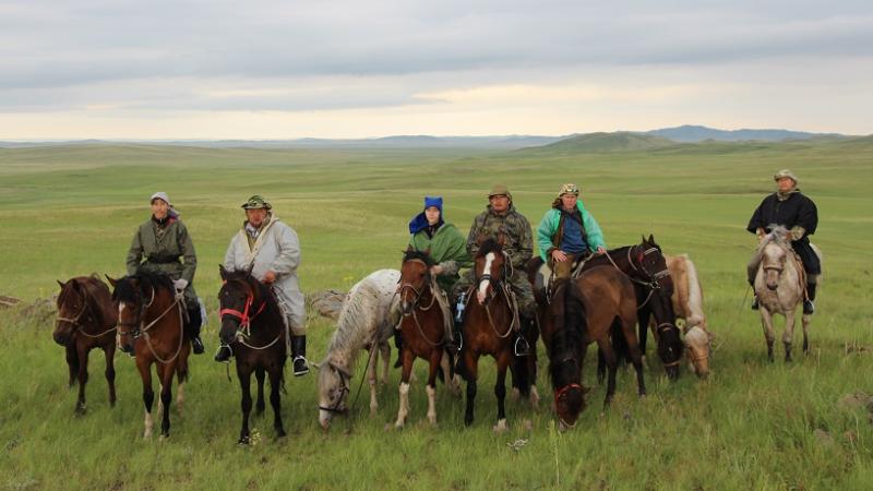 Үлкен кеудесі бар порно аналар