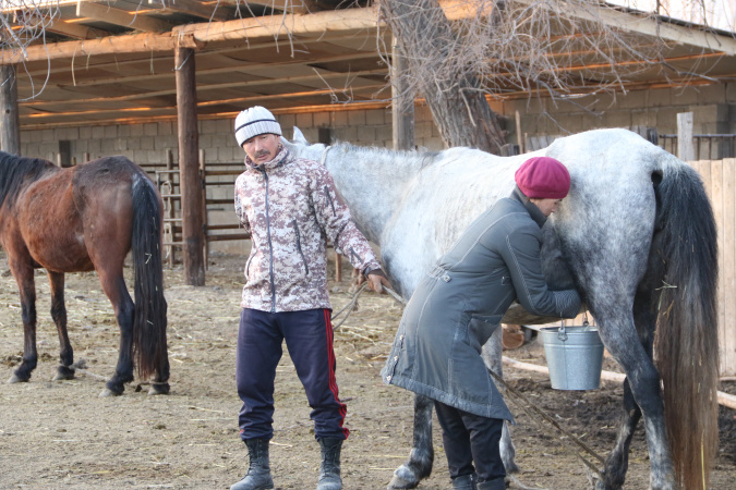 Көркем фильмдегі секс Қисық өзбек әйелі бейнеленген секс-гифтер