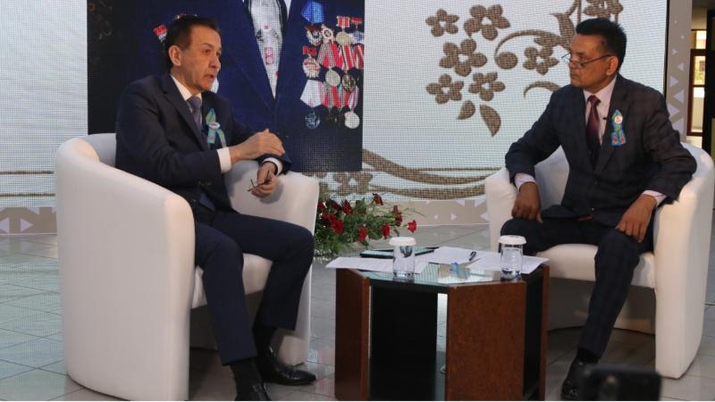 Мас балапан есегін битке айналдырды