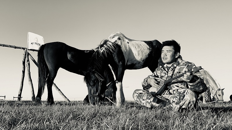 Дәрігердегі жаңа орыс порносы «Табуларды бұзу» фильміндегі секс көріністері