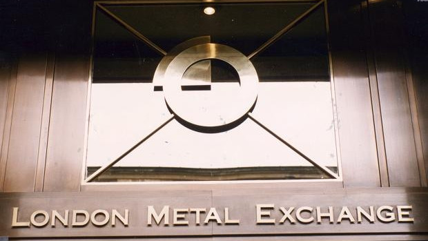 Лондон металдар биржасы никель саудасын тоқтатты