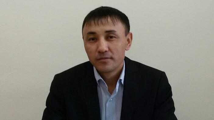 Ересек көрші Таня апаны қараңыз