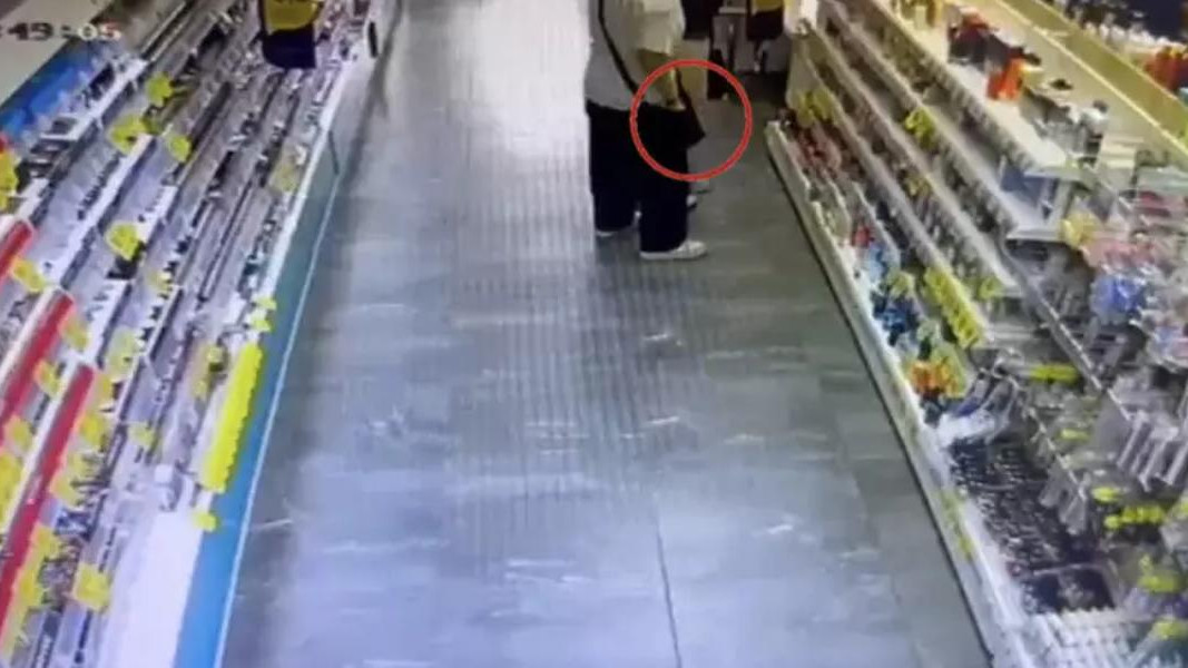 Аяқ арасындағы порно войеризм Әскери комиссариаттағы ресейлік порнографиялық медициналық тексеру