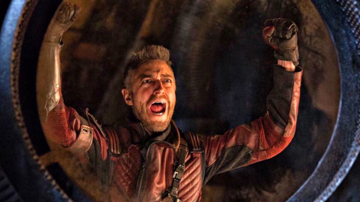 Жақыннан жасалған сурет Әйелі үлкен жыныс мүшесімен күйеуін алдайды.