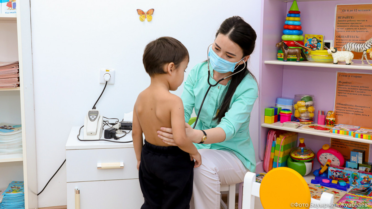 Режиссер жас Анджелина Джолидің порнографиялық суретіне қарсылық білдірді. Ең танымал ресейлік порно актрисалар