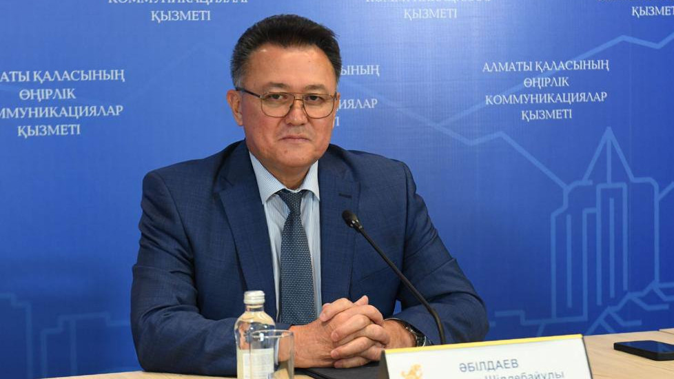 Бұлшық ет әйел еркекті трахает Жақсы сапалы секс фильмдер