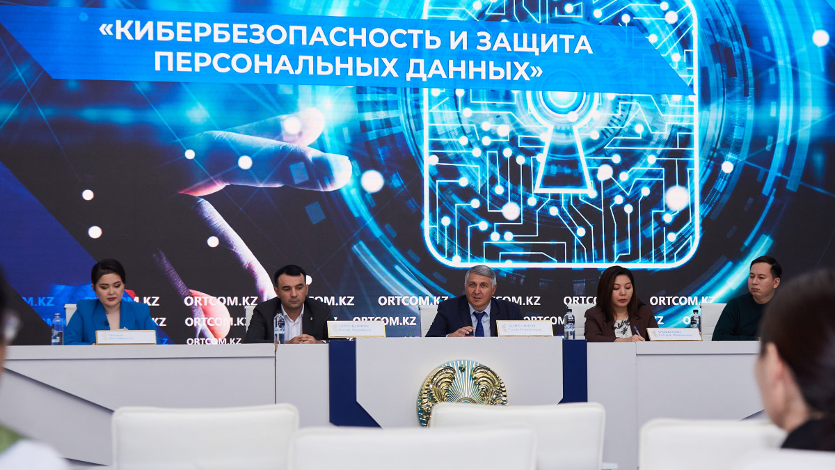 Презервативпен секс (орыс порно)